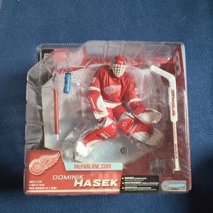 McFarland Dominik Hasek figurine